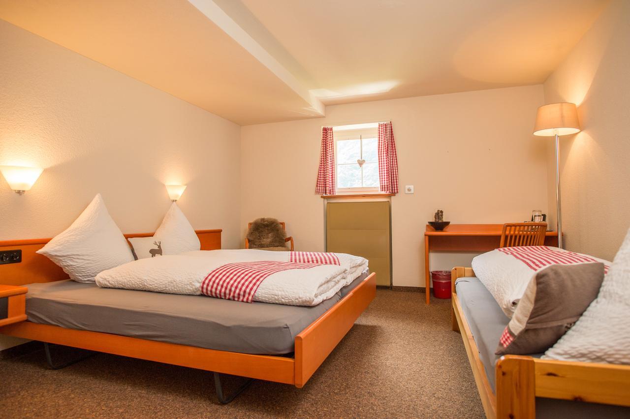 Berggasthaus Dammagletscher Hotel Goschenen Ngoại thất bức ảnh